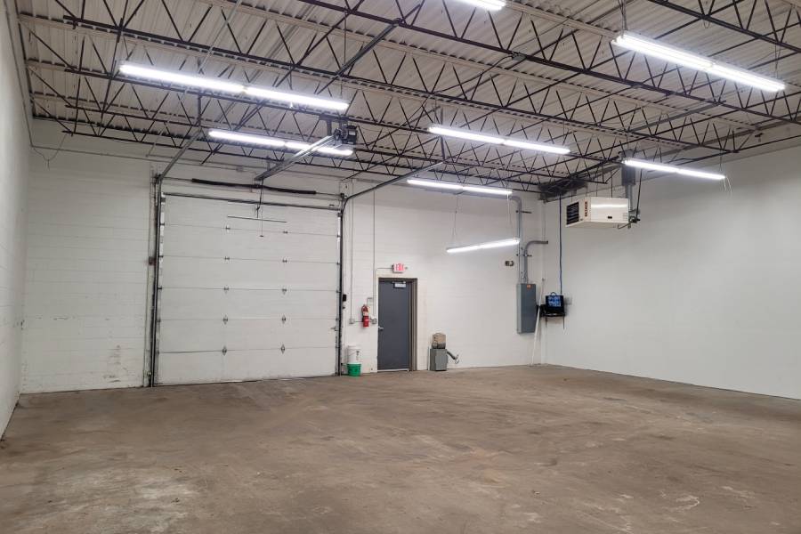 Industrial For Lease 7830 Main St Ne Fridley Mn (5)