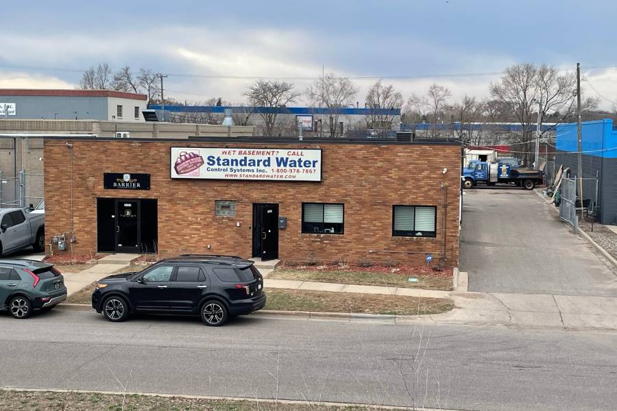 Industrial Building For Sale 5333 Lakeland Avenue N Crystal Mn (1)