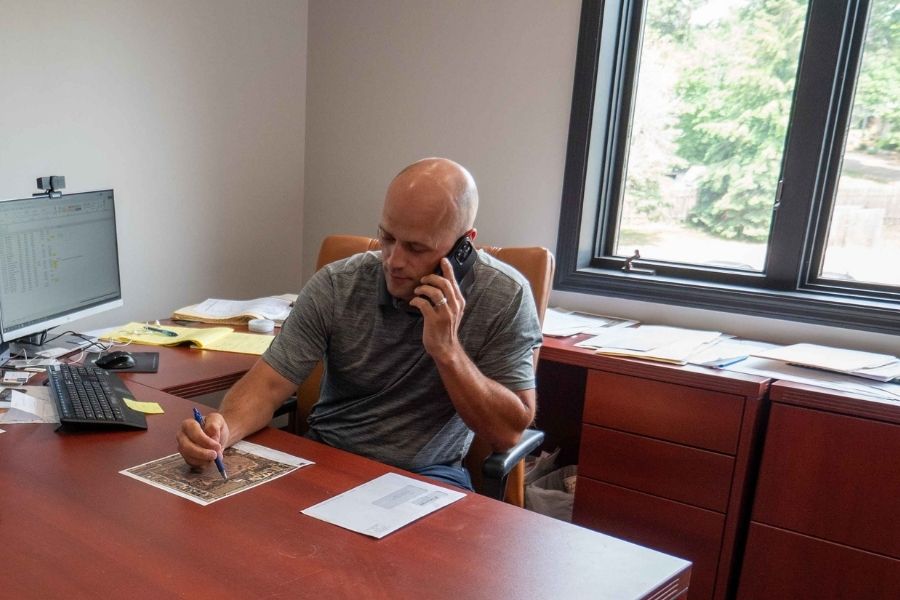 Broker Rich Lee Catching Up With A Commercial Real Estate Seller