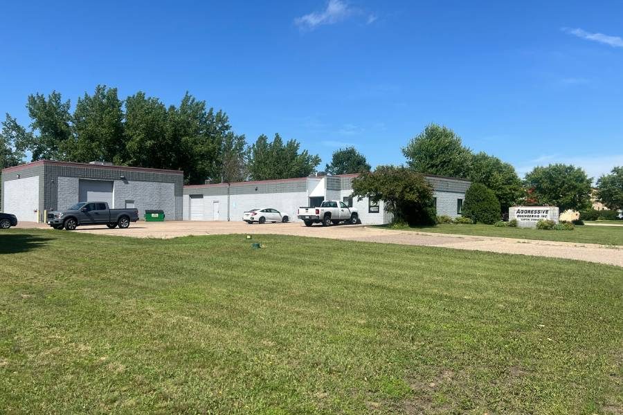 Industrial Warehouse For Sale 2161 107th Lane Ne Blaine Mn (4)