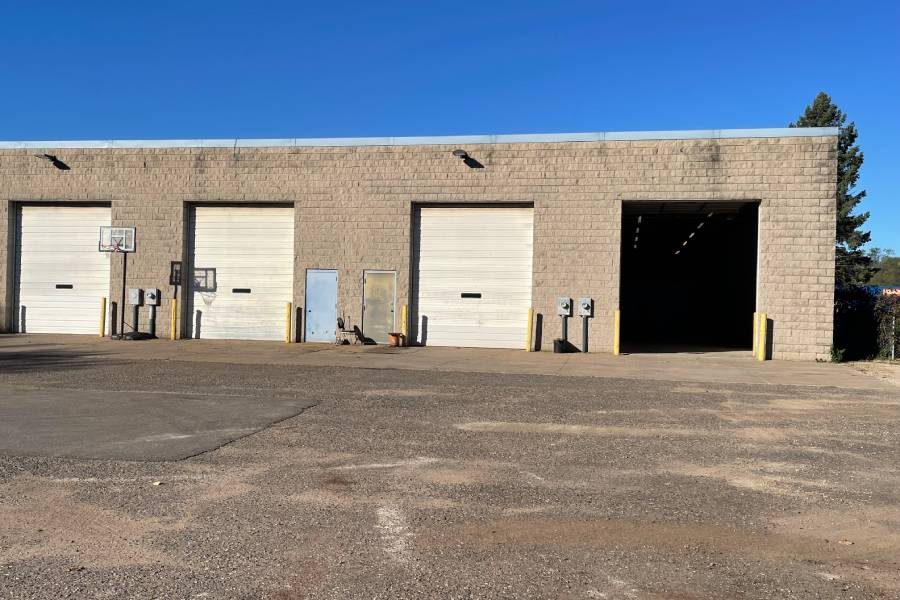 Industrial Warehouse Space For Lease 9159 Isanti St Ne Blaine Mn (3)