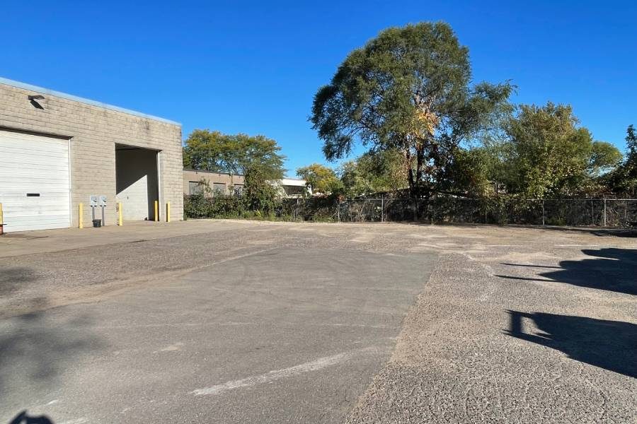 Industrial Warehouse Space For Lease 9159 Isanti St Ne Blaine Mn (7)