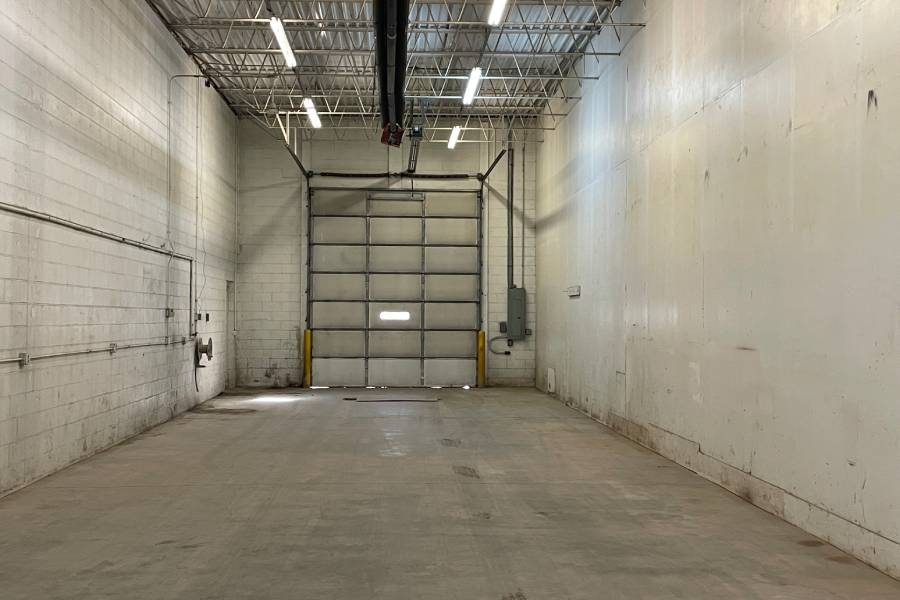 Industrial Warehouse Space For Lease 9159 Isanti St Ne Blaine Mn (8)