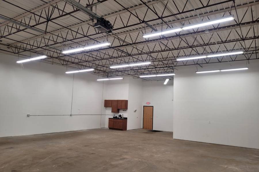 Industrial For Lease 7830 Main St Ne Fridley Mn (1)