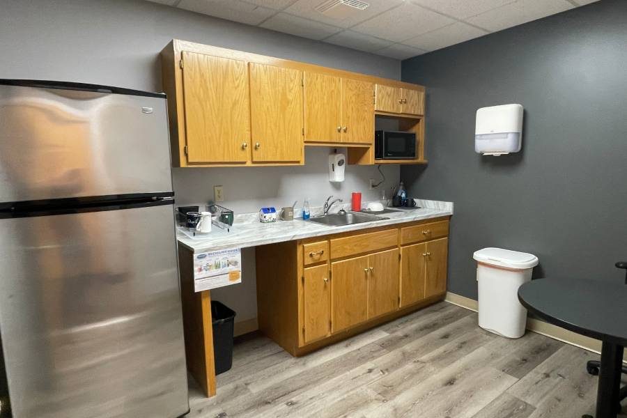 Office Space For Lease 231 Main St Nw Elk River Mn 55330 (3)