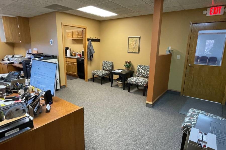 Office Space For Lease 6299 University Ave Nw Fridley Mn (4)