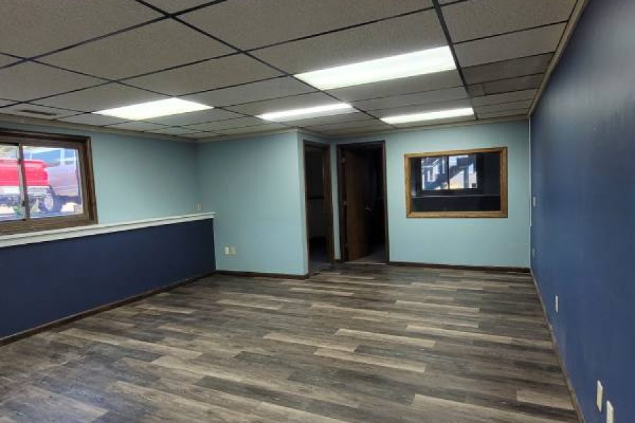 Office For Lease 6957 Us 10 Ramsey Mn (8)