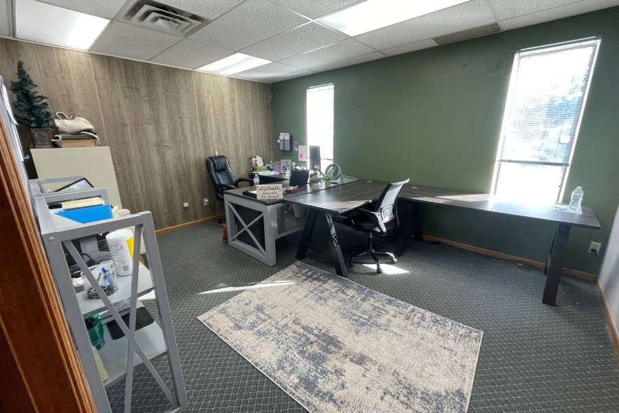 Office For Lease 7671 Central Ave Ne Fridley Mn (15)