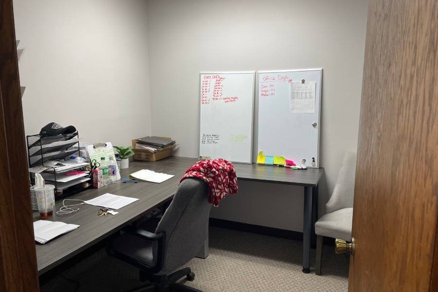 Office For Lease 7671 Central Ave Ne Fridley Mn (18)