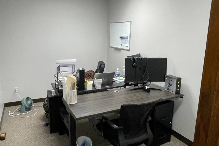 Office For Lease 7671 Central Ave Ne Fridley Mn (19)