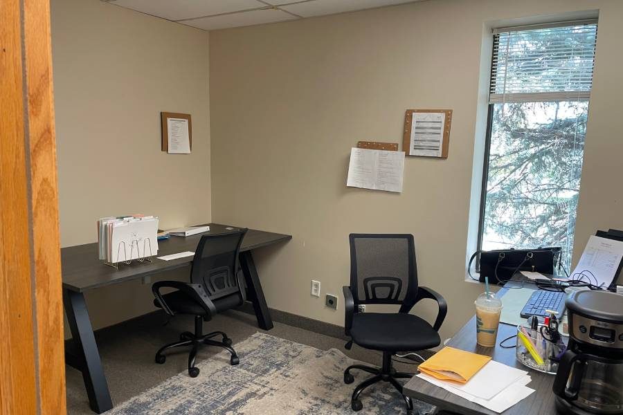 Office For Lease 7671 Central Ave Ne Fridley Mn (8)
