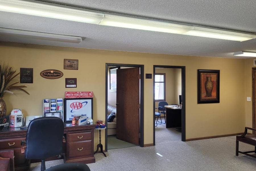 Office For Lease 950 County Road 10 Ne Spring Lake Park Mn (1)