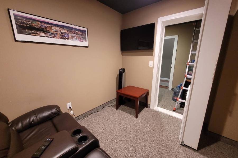 Space For Sale Units K And L 404 Whiskey Road Isanti Mn (7)